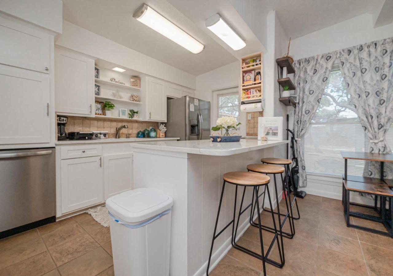 Knot Bay Haven, Dog Friendly, Hot Tub, Fenced Yard, Patio And Grill, 3 Br Rockport Exterior foto