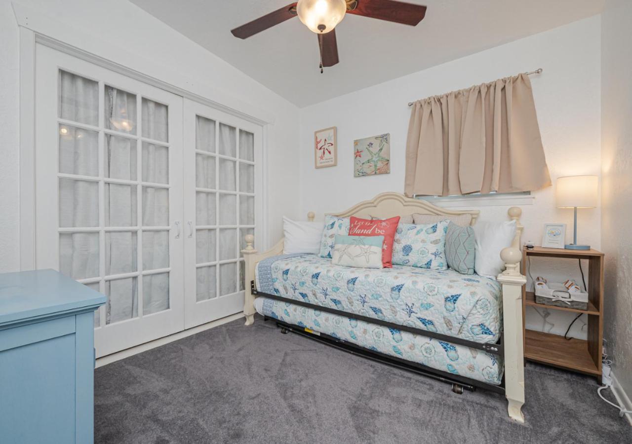 Knot Bay Haven, Dog Friendly, Hot Tub, Fenced Yard, Patio And Grill, 3 Br Rockport Exterior foto